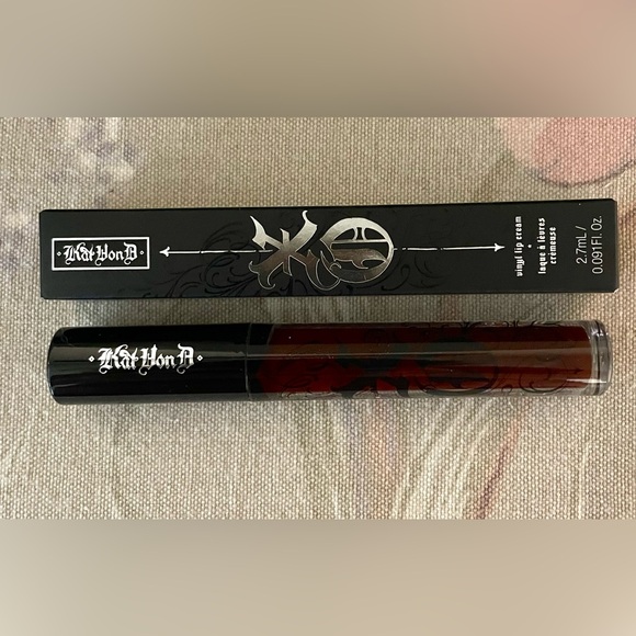 Kat Von D Bundle 🌟 - Picture 6 of 8